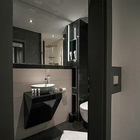 Отель Royal 3*