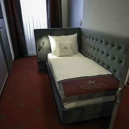 Royal Отель 3*